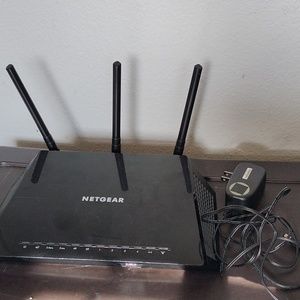 Netgear  AC1750 Smart wifi router